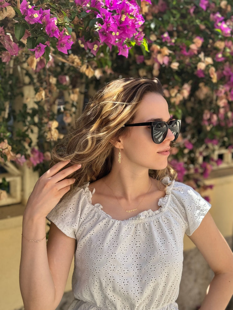 Golden Leaf of Elegance Bracelet