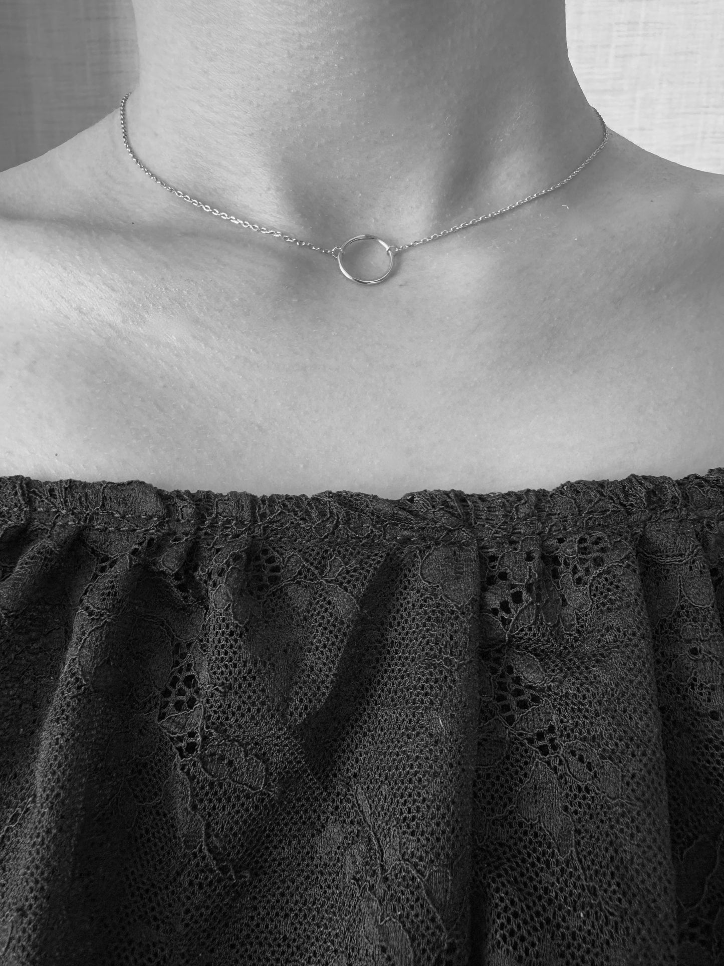 Gerhodineerde zilveren cirkelchoker