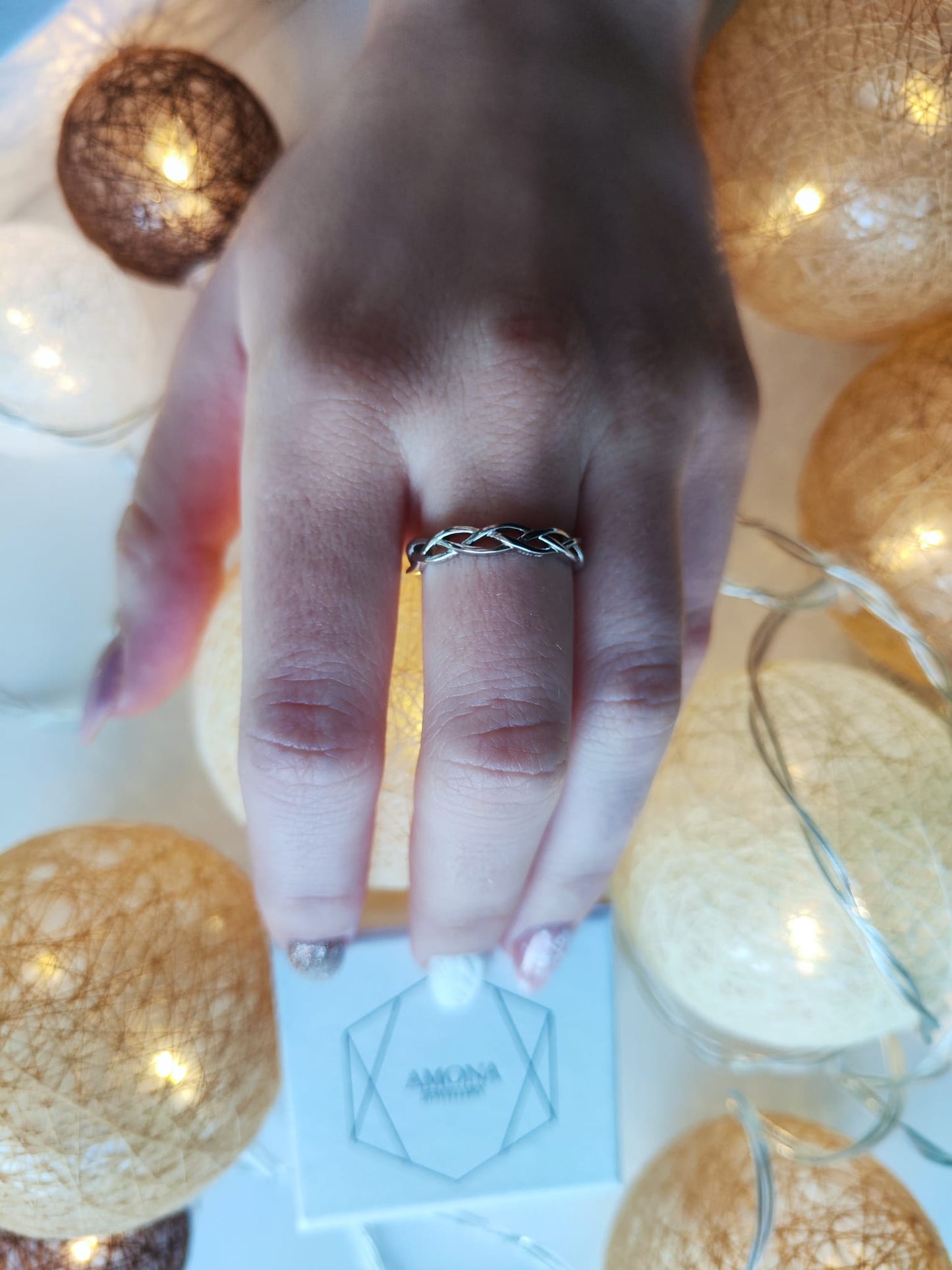 Elegant Silver Knit Ring