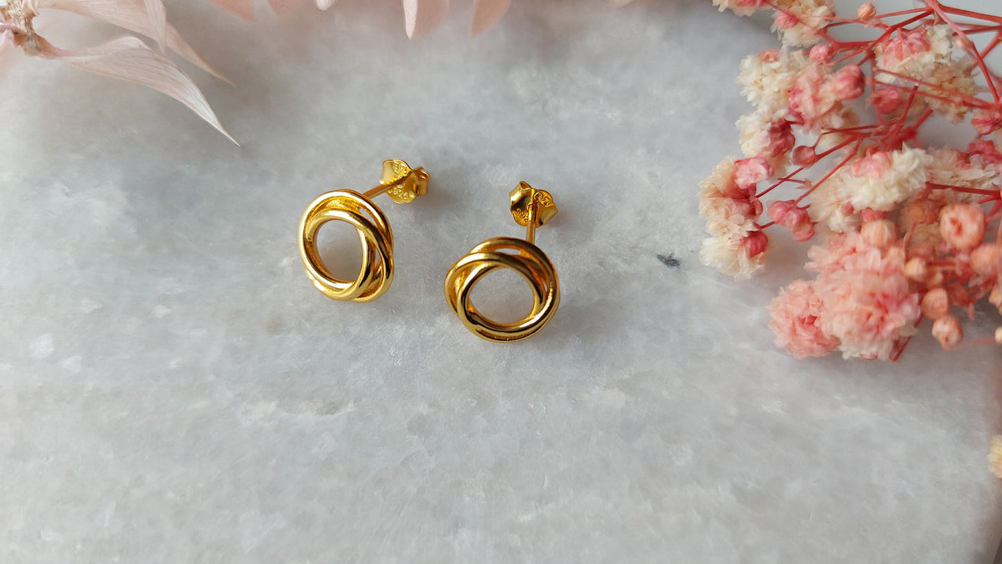 Gold Triple Circle Stud Earrings - Amona Jewelry