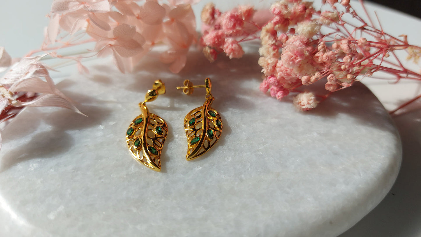 Golden Leafy Green Earrings - Amona Jewellery