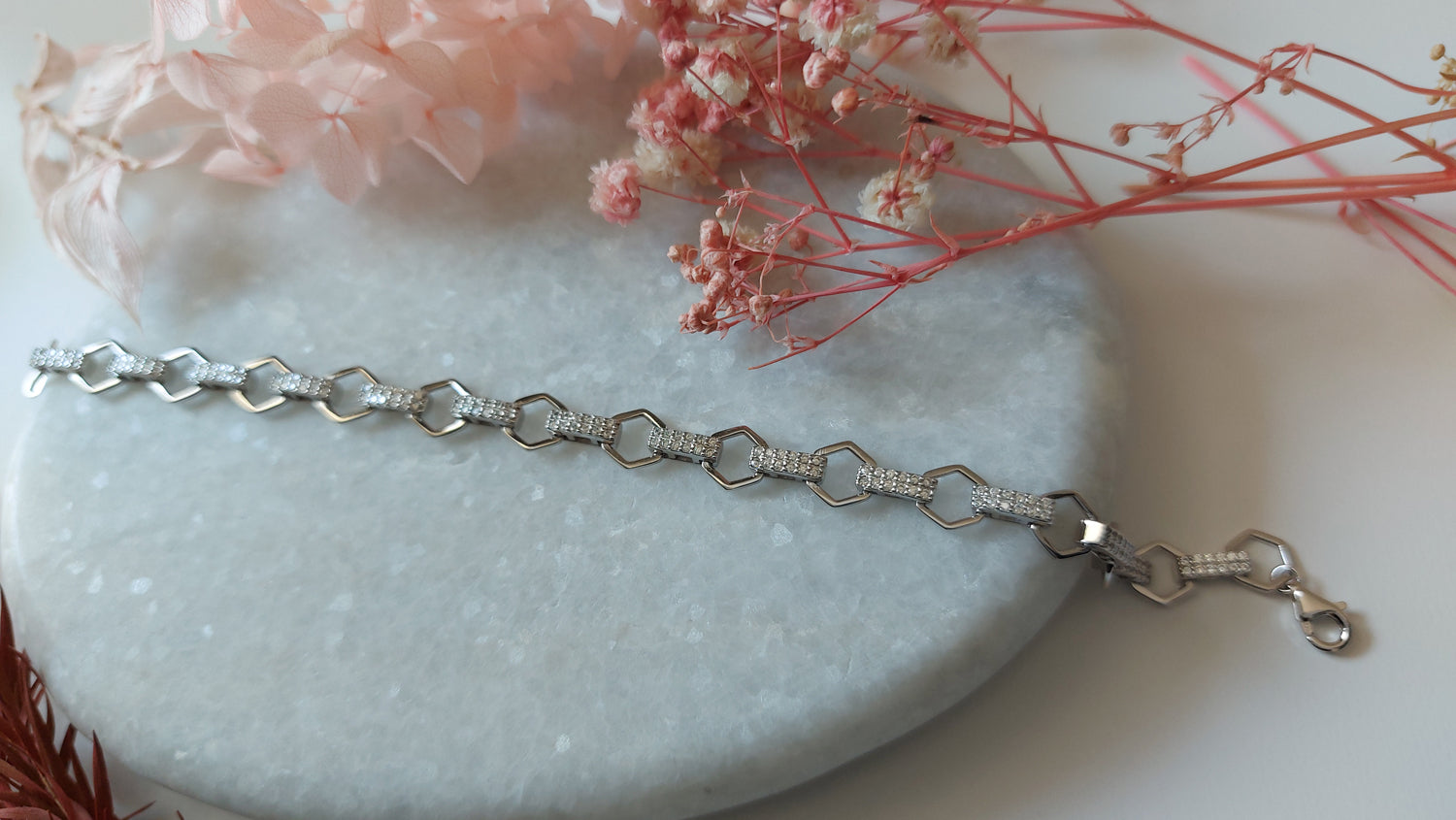 Octagonal Chain Bracelet