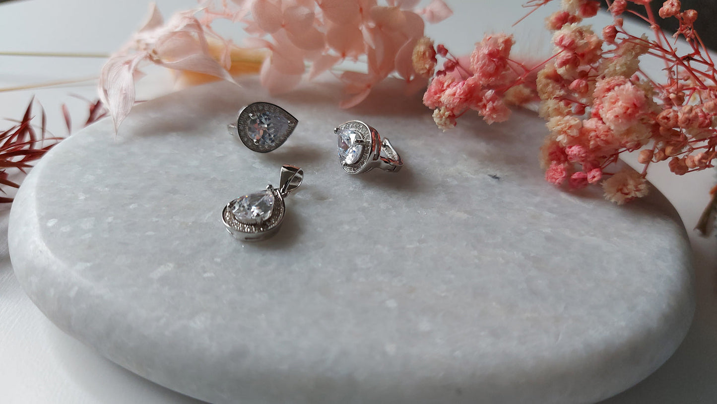 Silver Teardrop Jewelry Set - Amona Jewellery