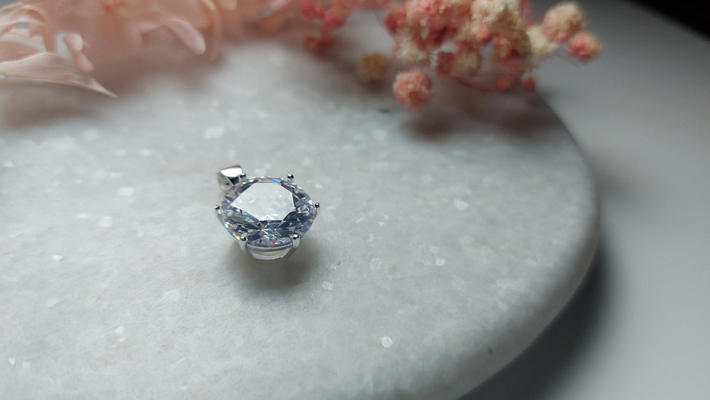 Round Shape Zirconia Pendant 12mm