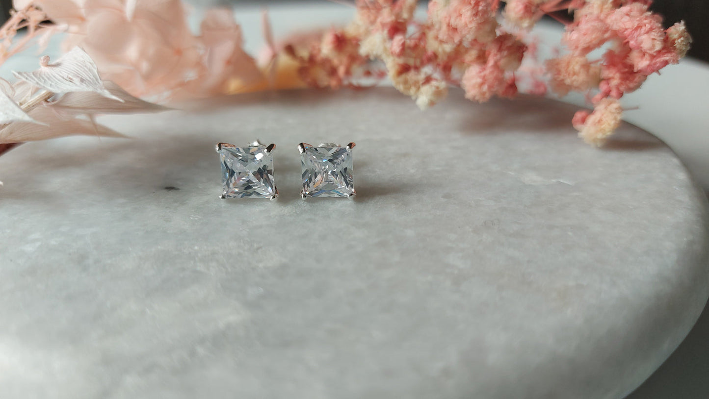 Square Shape Zirconia Stud Earrings 10mm