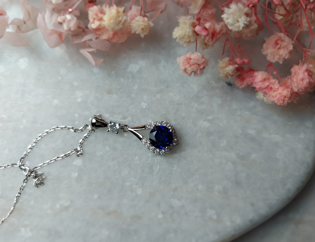 Silver Necklace with Sapphire