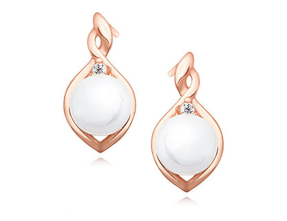 Pearl Earrings in Rose Gold