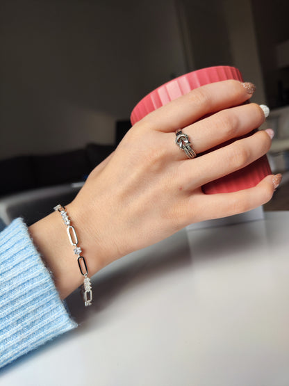 Silver Knot Zirconia Ring - Amona Jewelry