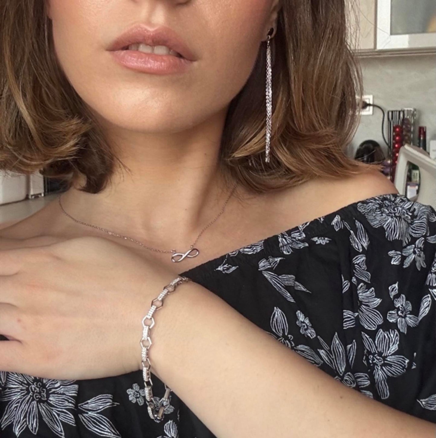 Elegant Silver Circle Chain Earrings