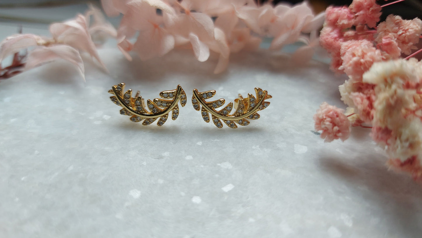 Leaf Arc Gold Earrings - Amona Jewellery